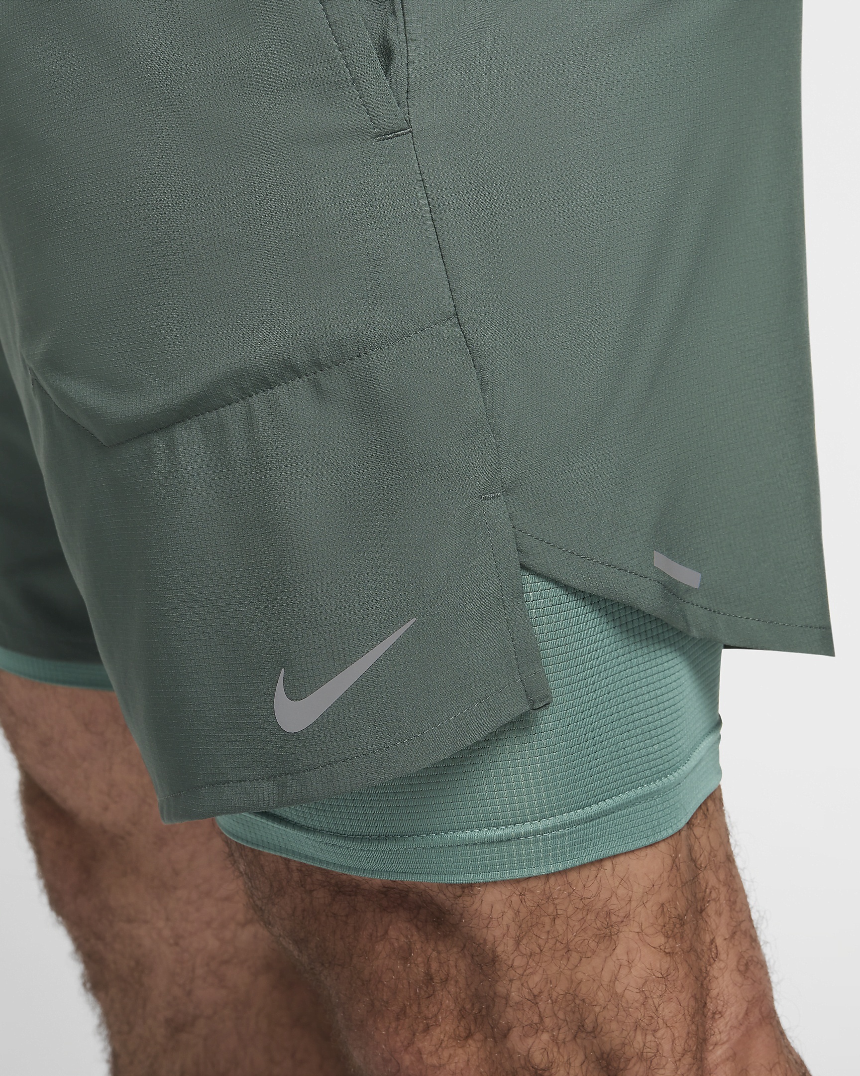 Nike Stride Men's Dri-FIT 7" 2-in-1 Running Shorts - 16