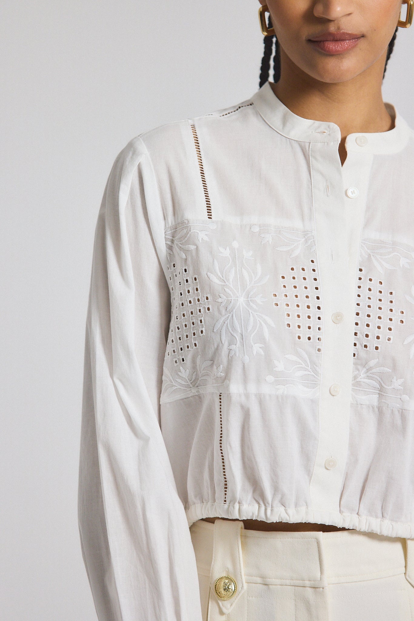 MALORY GARDEN TILE EYELET BLOUSE - 2
