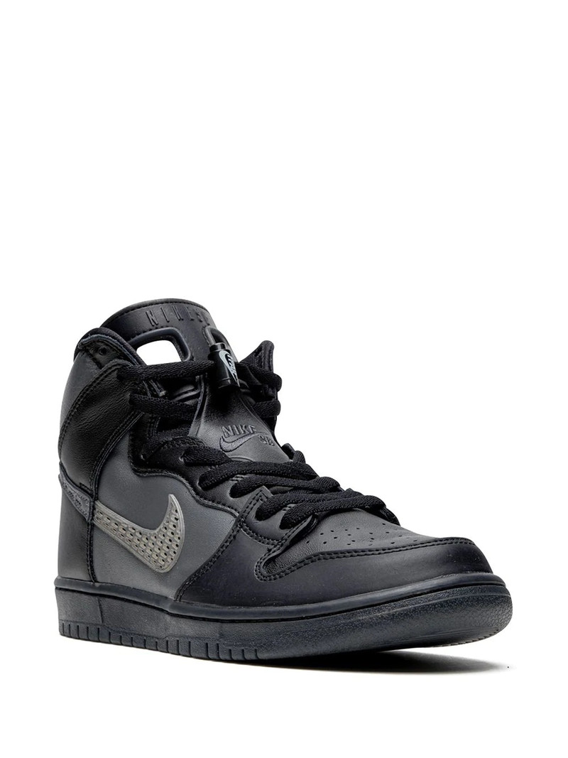 Nike x FPAR SB Dunk High sneakers outlook