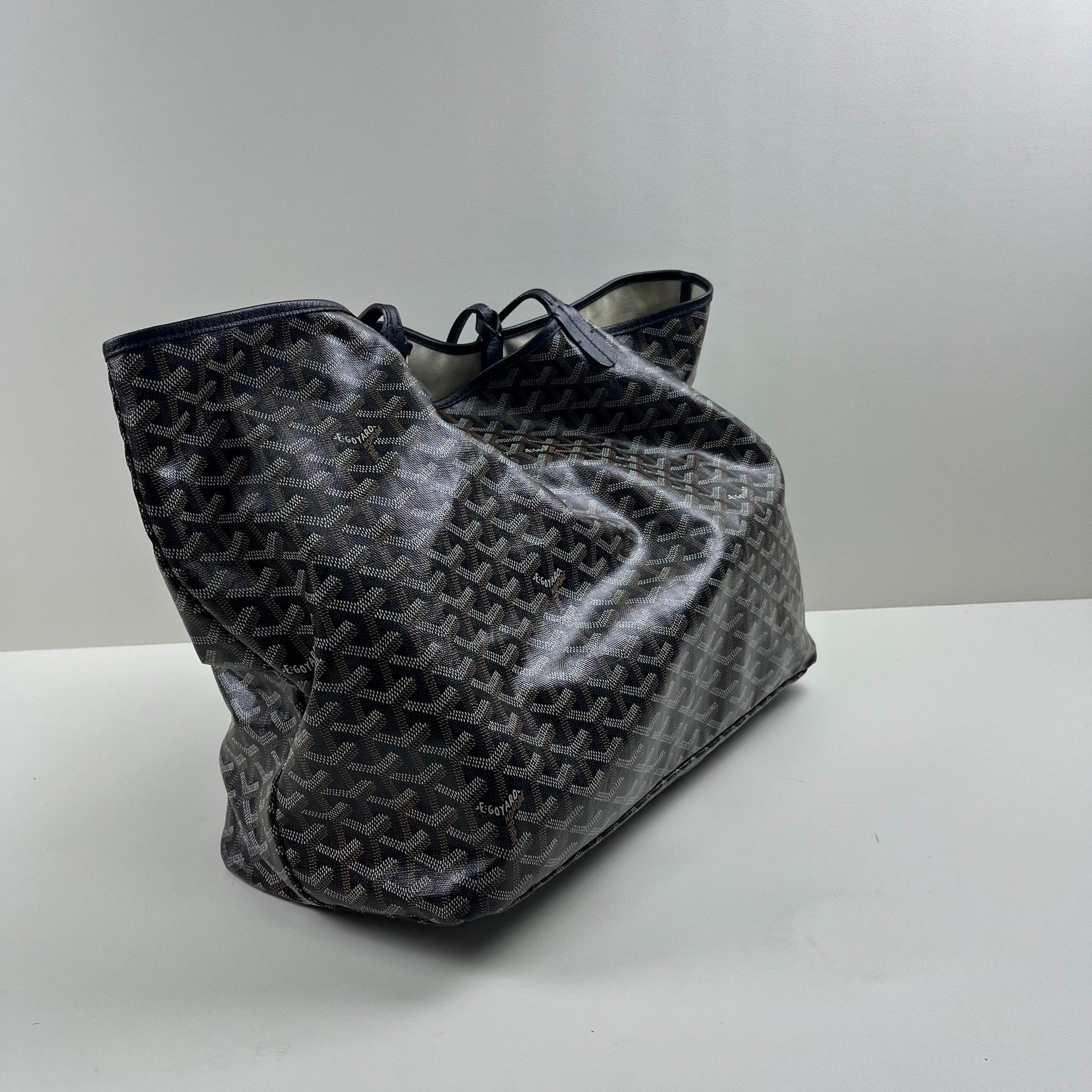 goyard tote - Goyard Tote Women Pre-Loved Bag Very Good Condition - 3