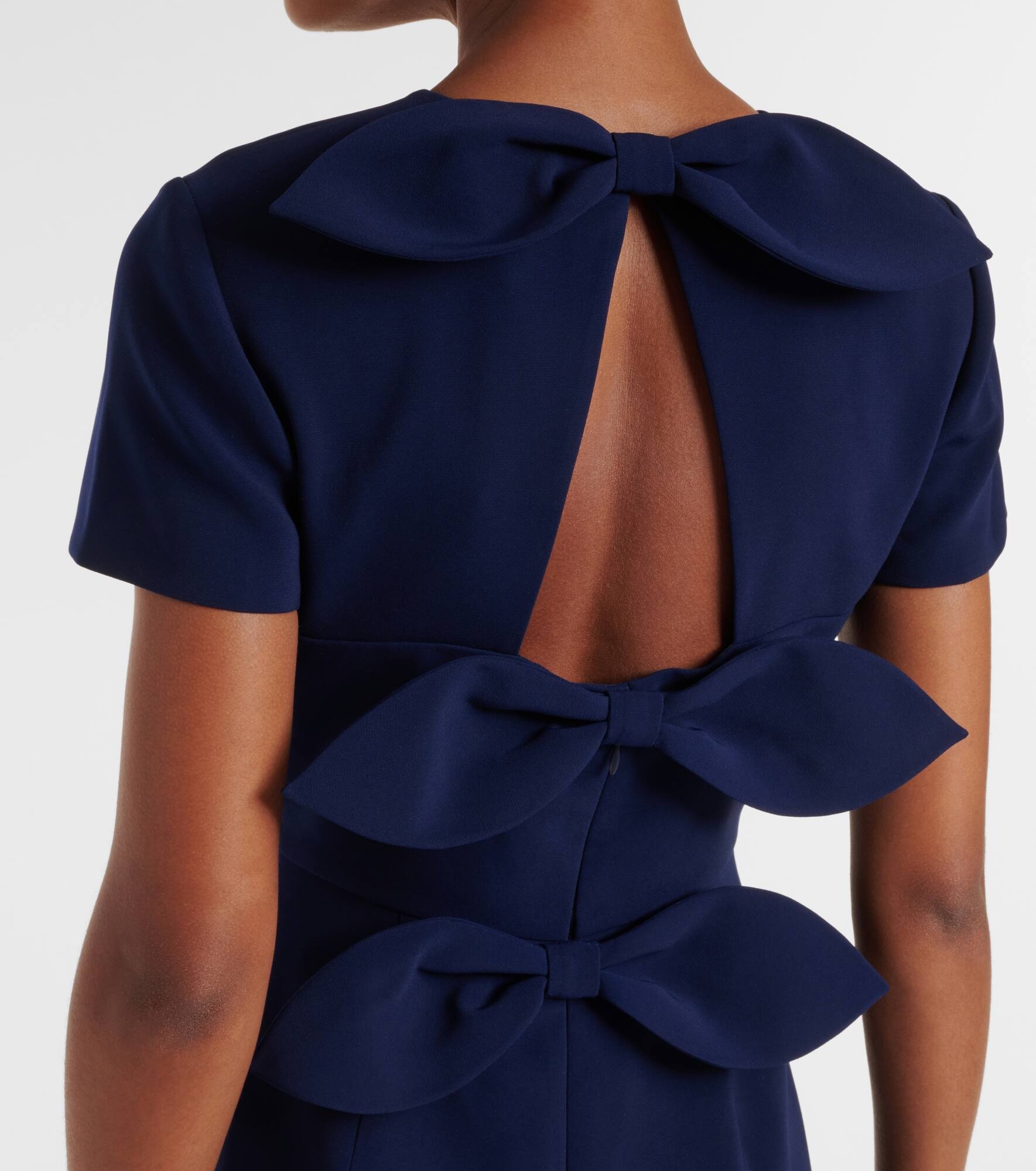 Embroidered bow-detail gown - 6