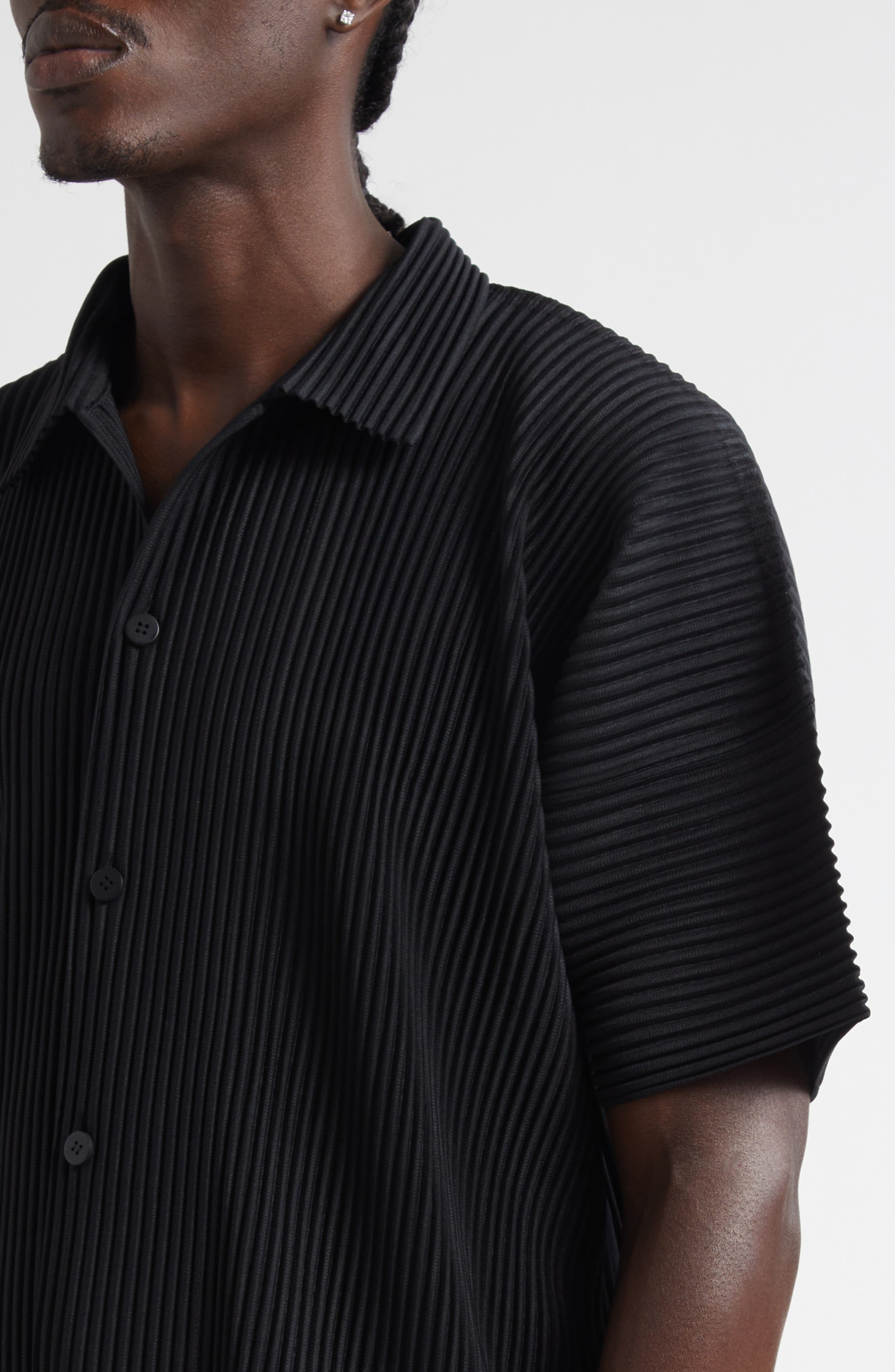 Homme Plissé Issey Miyake Monthly Colors July Pleated Short Sleeve Button-Up Shirt in Black at Nords - 5