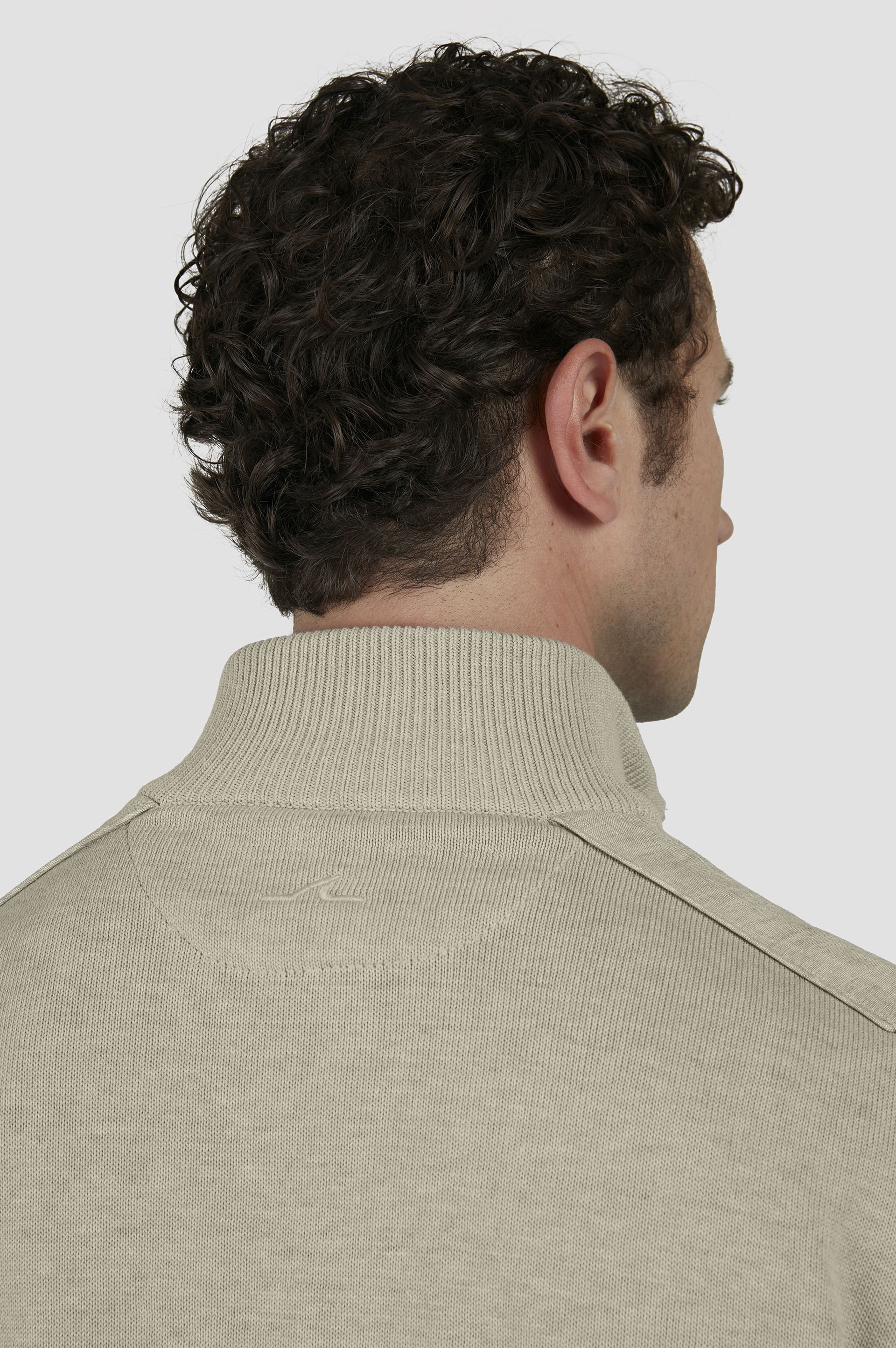 SWEATER IN FRESH COTTON WITH CONTRASTING LINEN DETAILS - 5