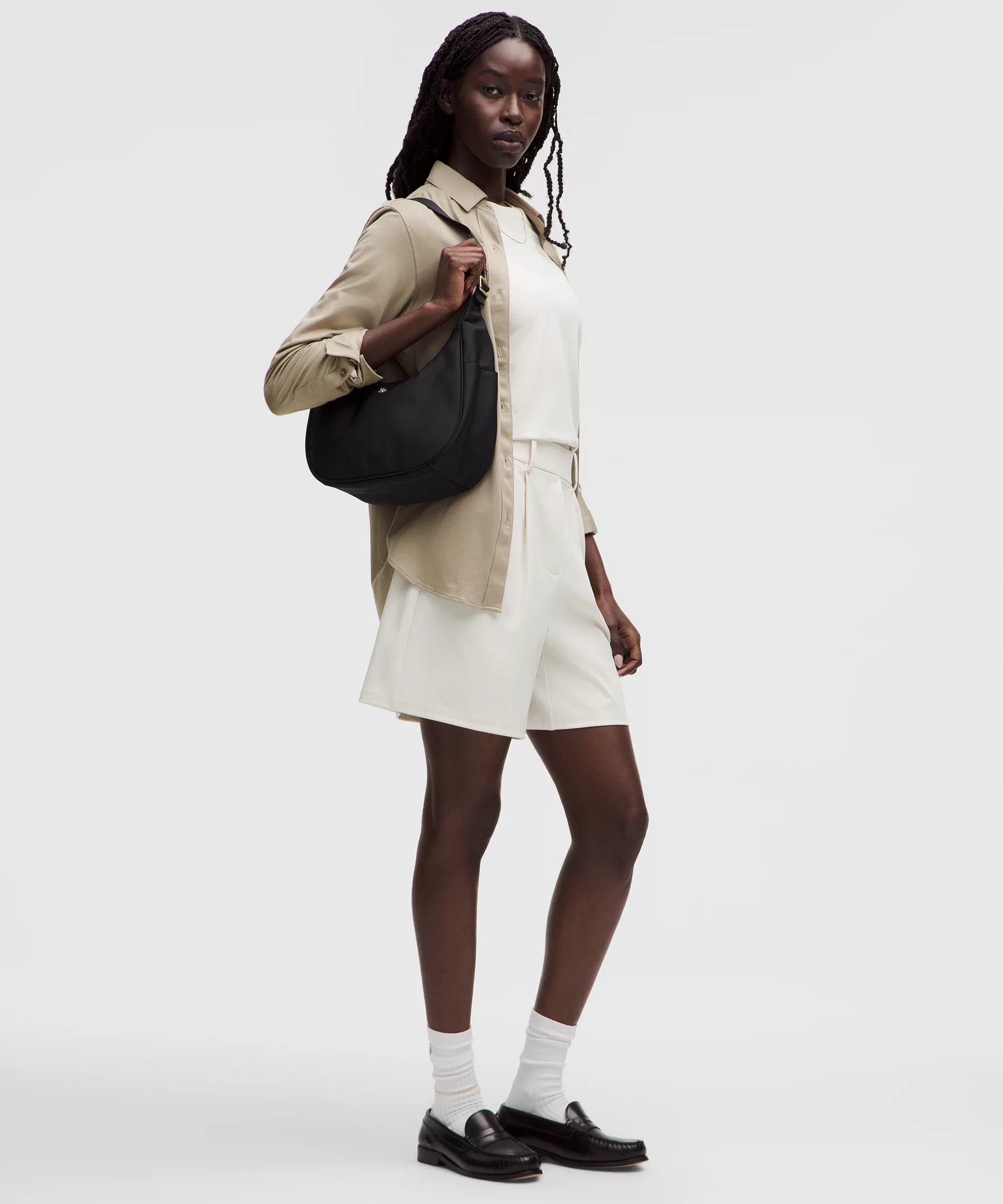 City Essentials Shoulder Bag 4L - 2