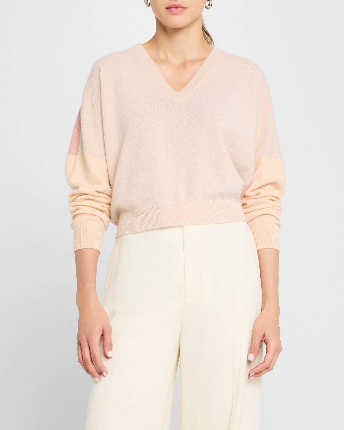 V-Neck Colorblock Wool-Cashmere Crop Sweater - 4