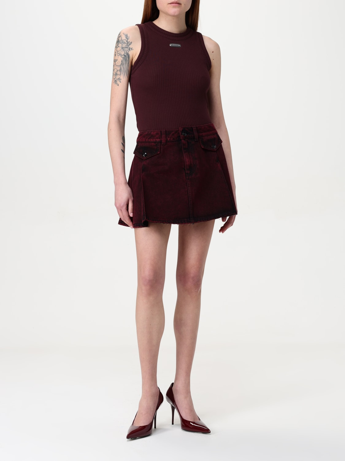 Top woman McQueen - 2