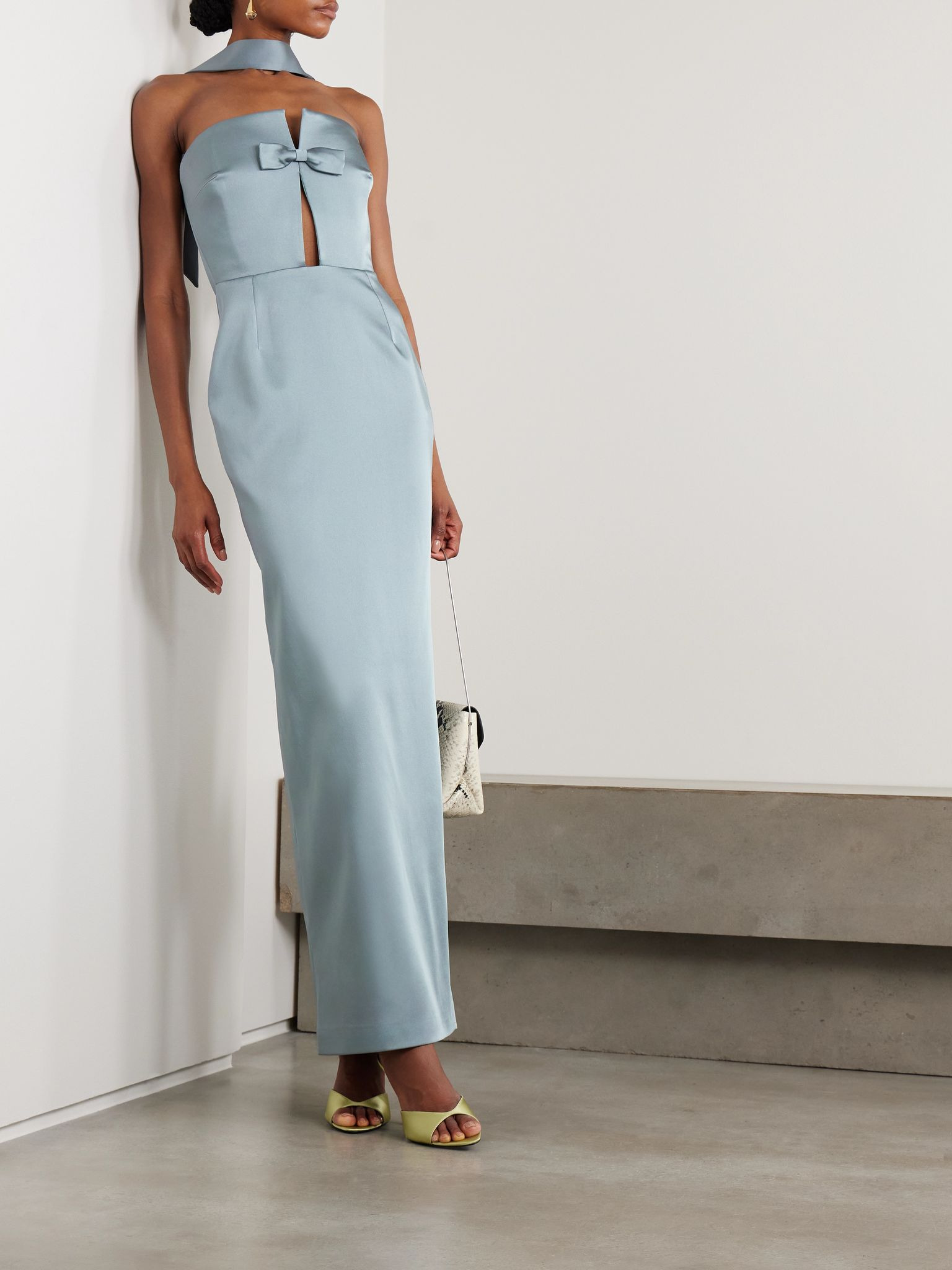 Holly bow-embellished cutout satin gown Light gray - 2