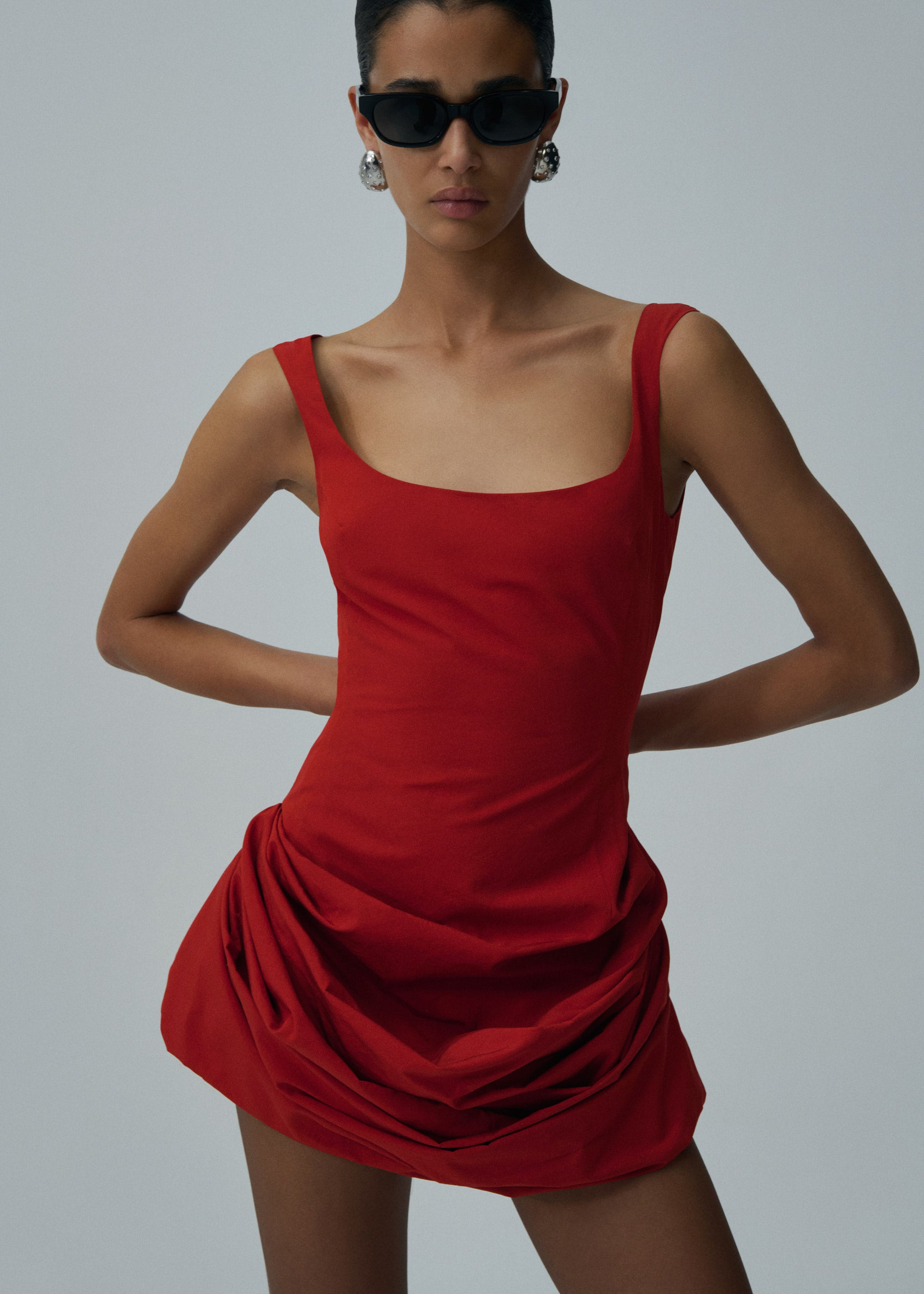 Round neck ruched cotton mini dress in red - 3