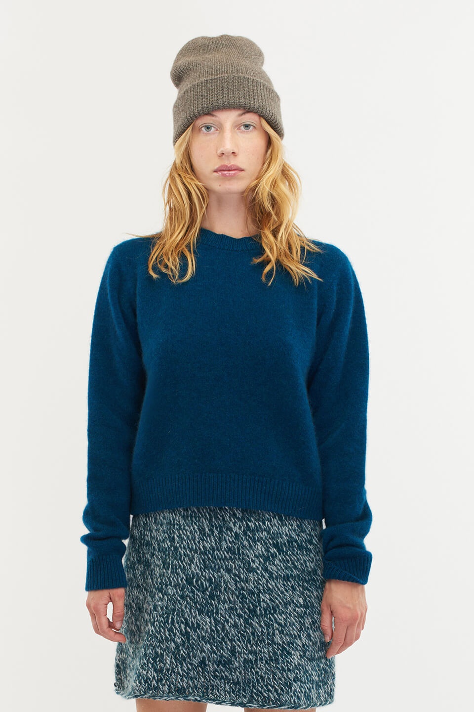 WOMEN’S SIMPLE CREW - 4