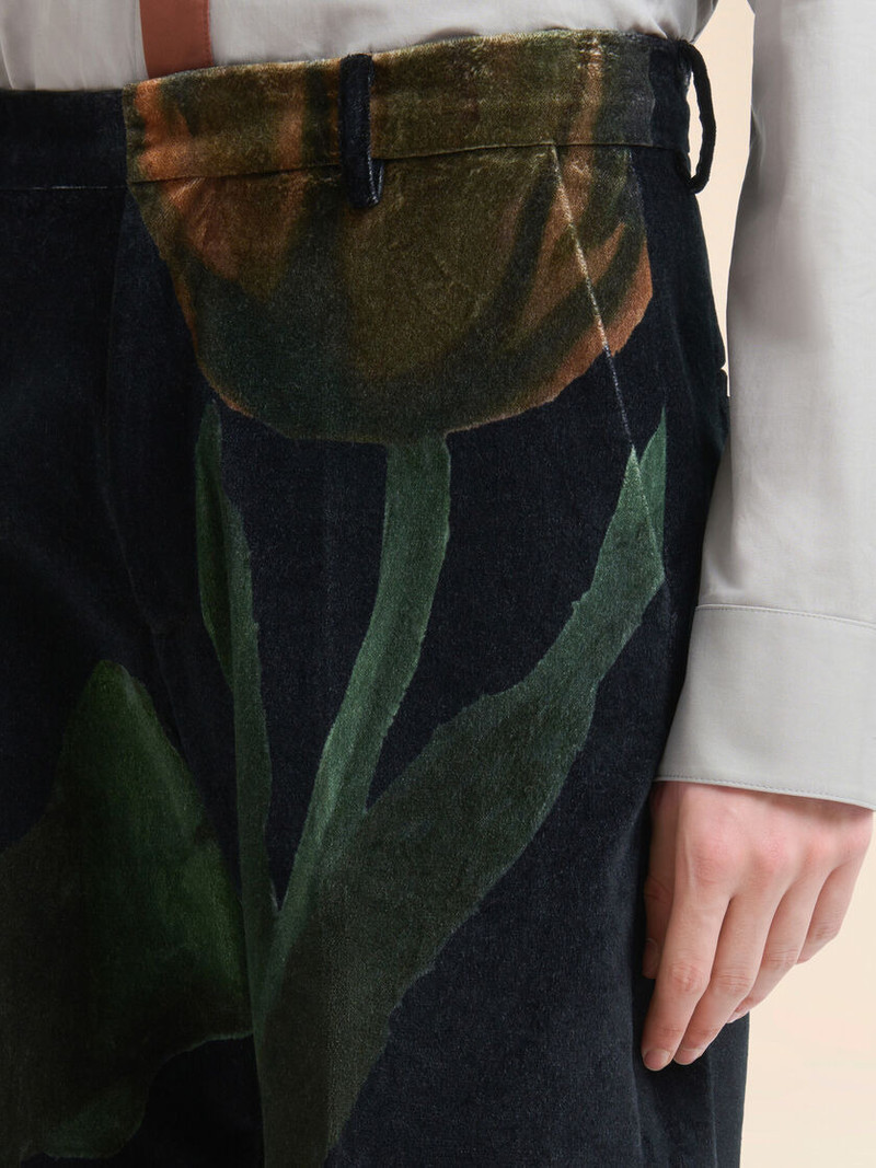 BLACK VELVET TROUSERS WITH TULIP PRINT 4
