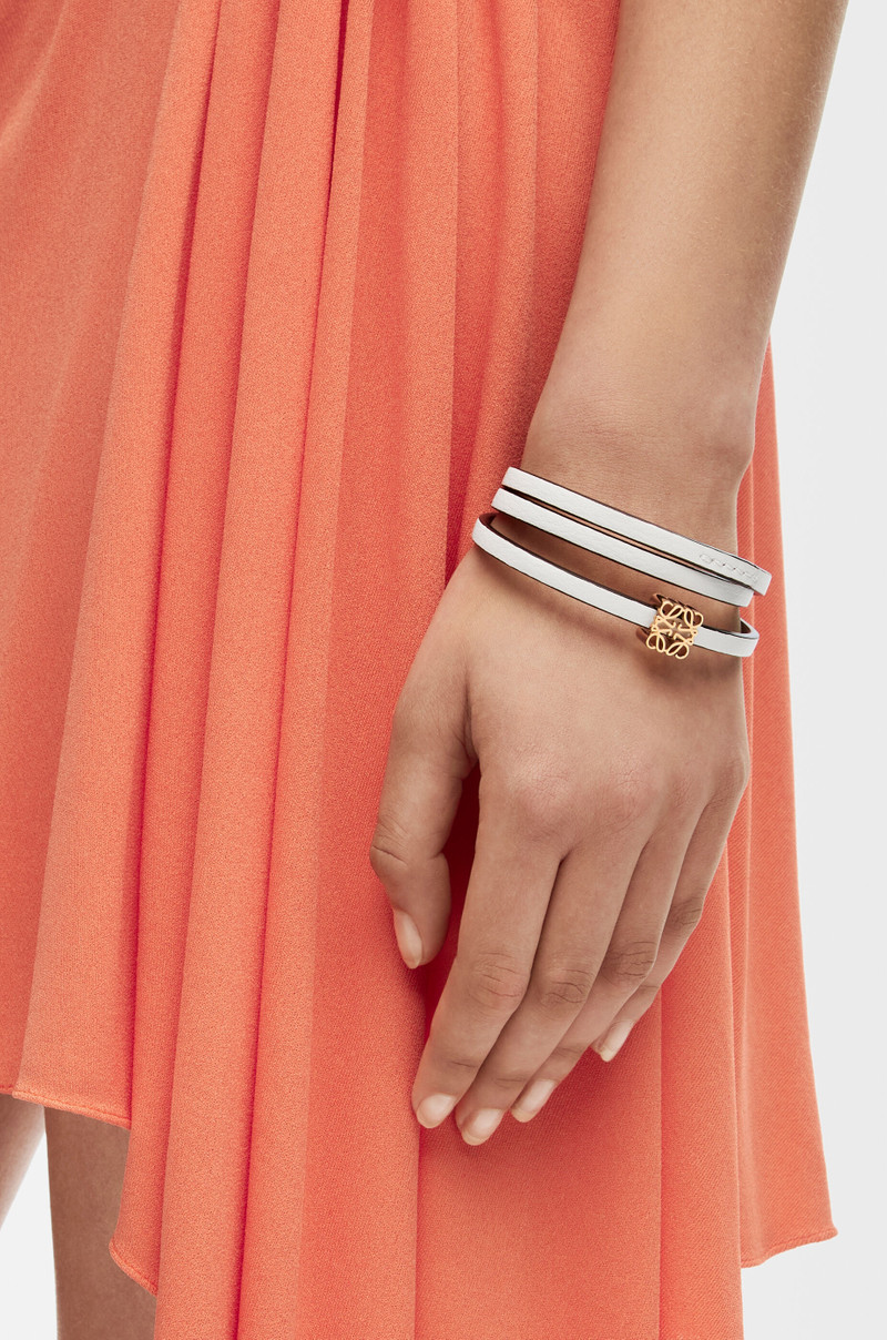 Loewe Twist bangle in calfskin outlook