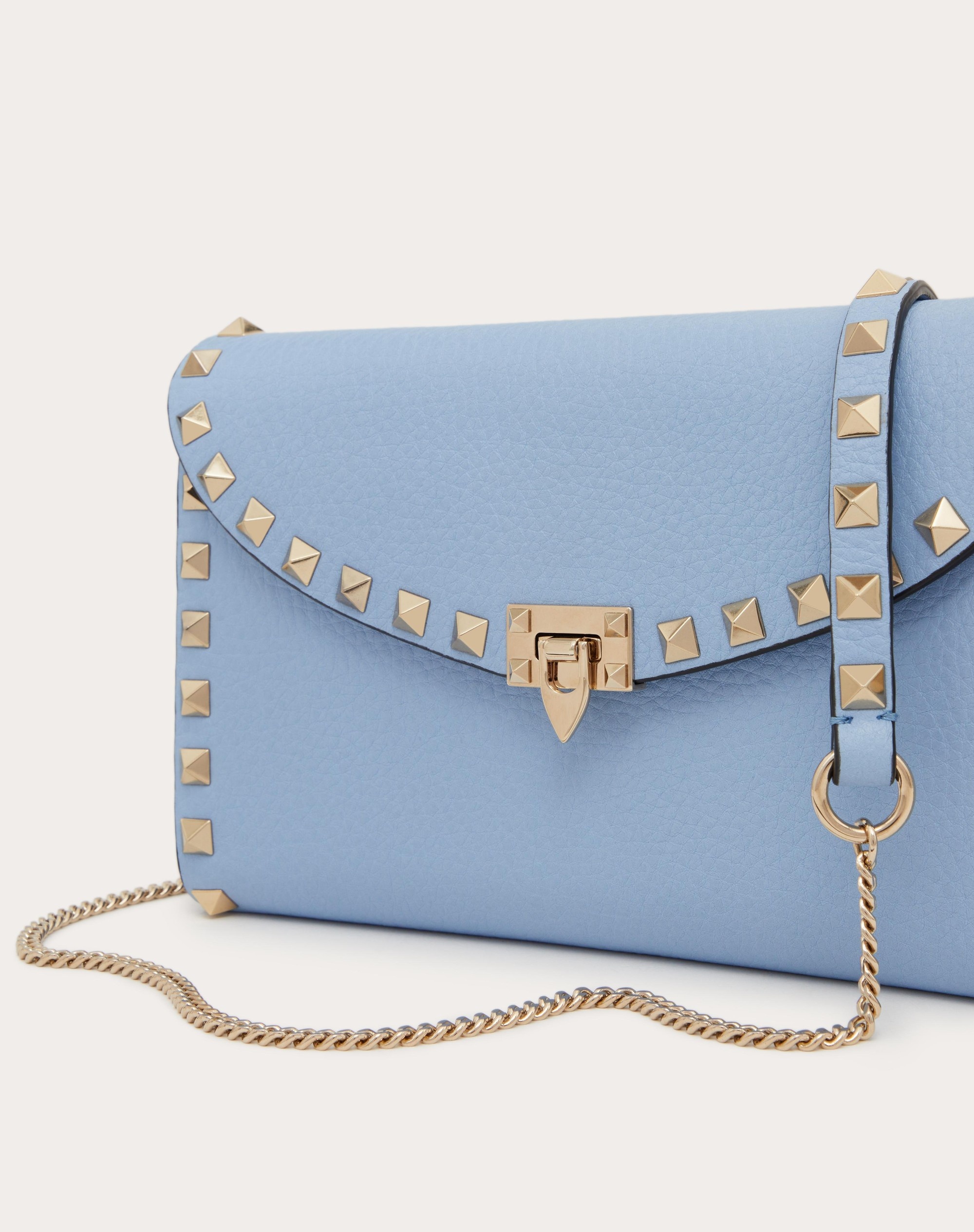 ROCKSTUD WALLET WITH CHAIN IN GRAINY CALFSKIN - 8