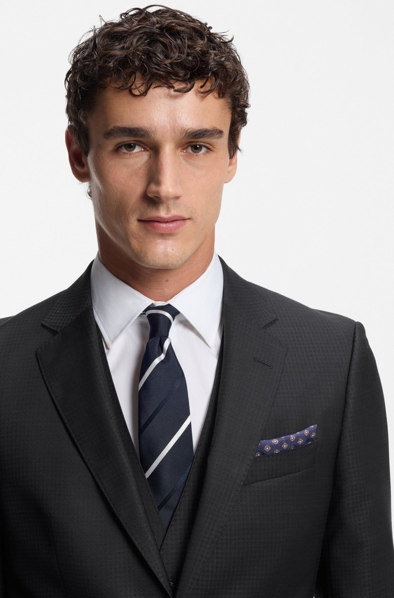 THREE-PIECE SLIM-FIT SUIT IN PATTERNED VIRGIN WOOL 4