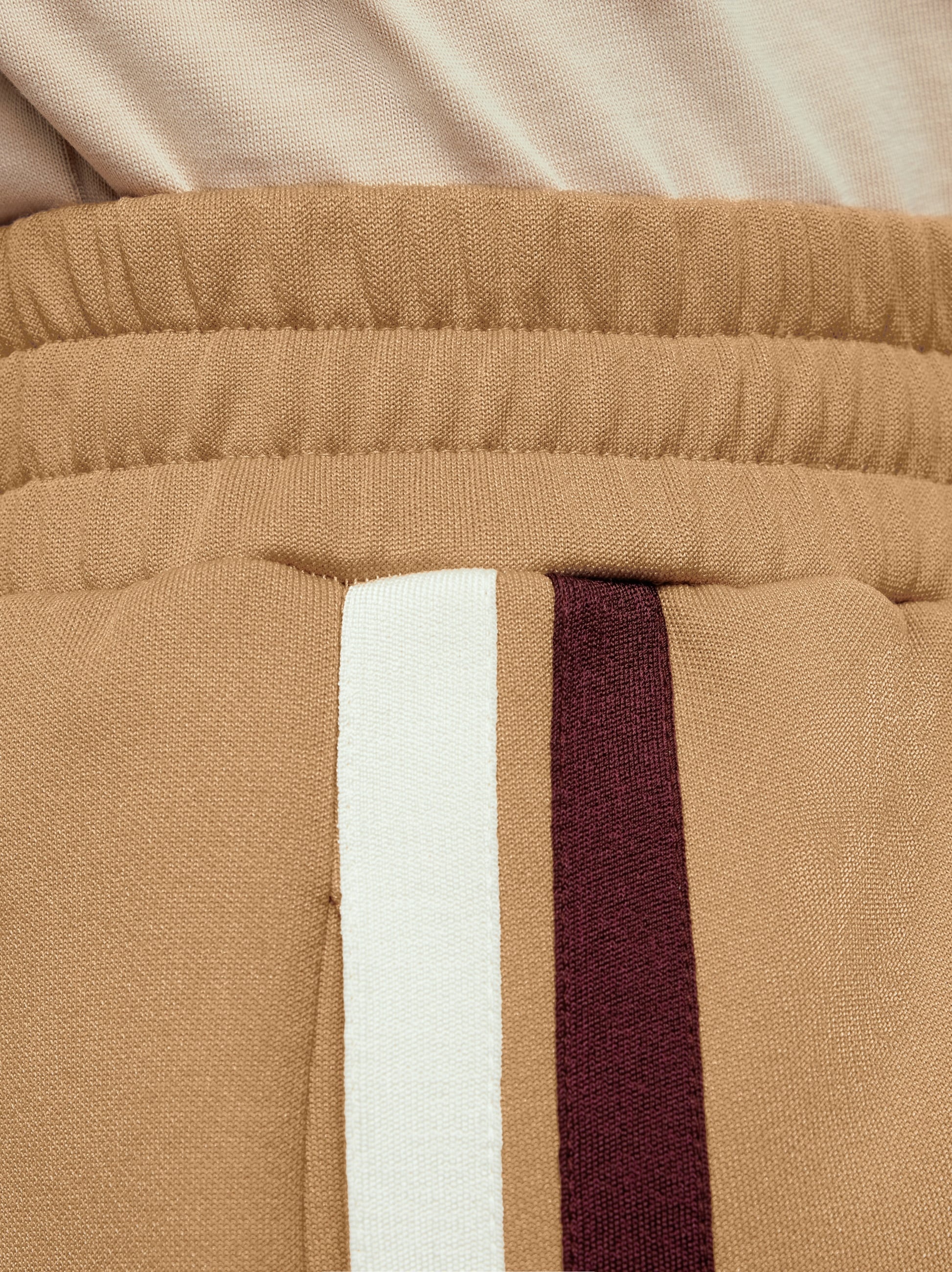 Wide leg tracksuit trouser - 5