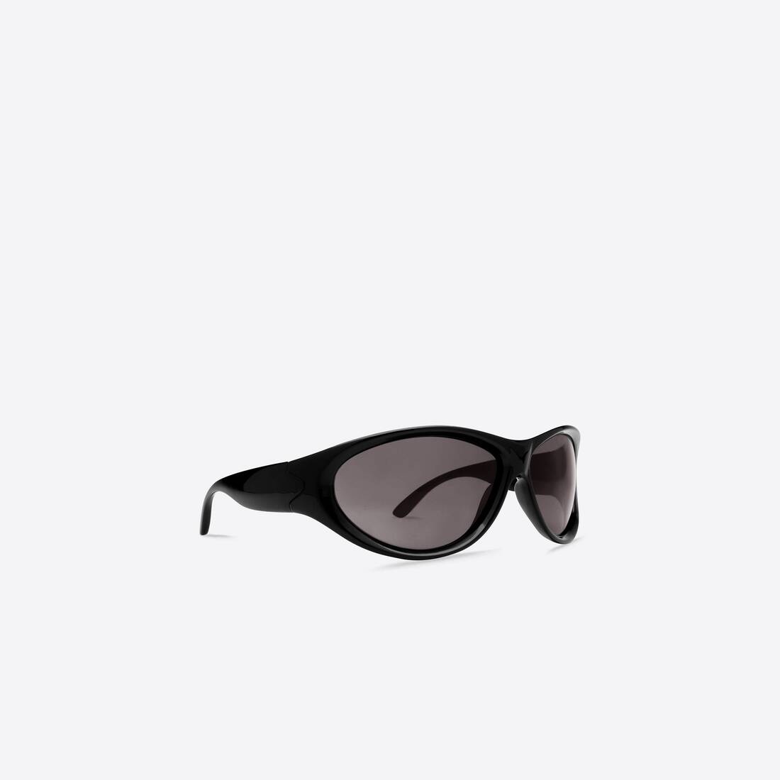 Swift Round Sunglasses in Black - 3