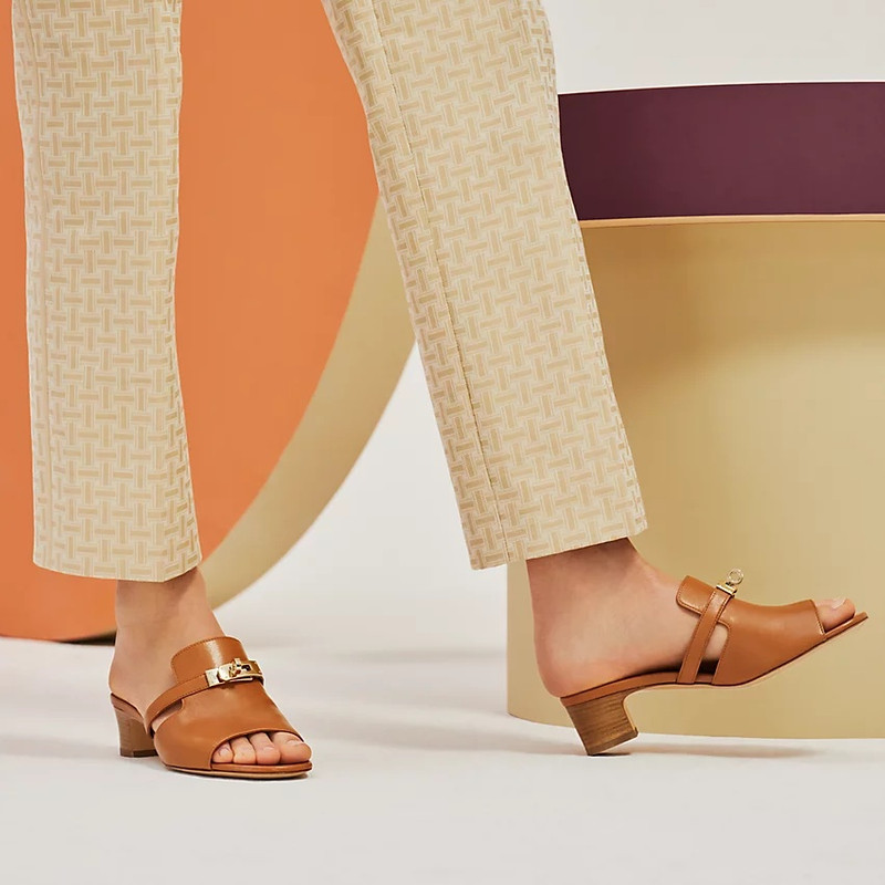 Hermès Candy sandal outlook