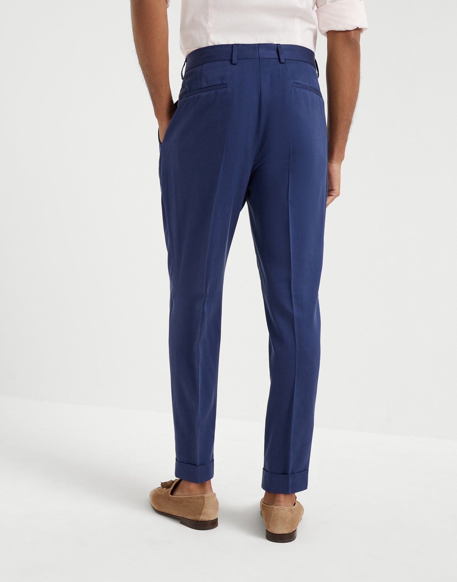Délavé silk twill leisure fit trousers with pleat - 2