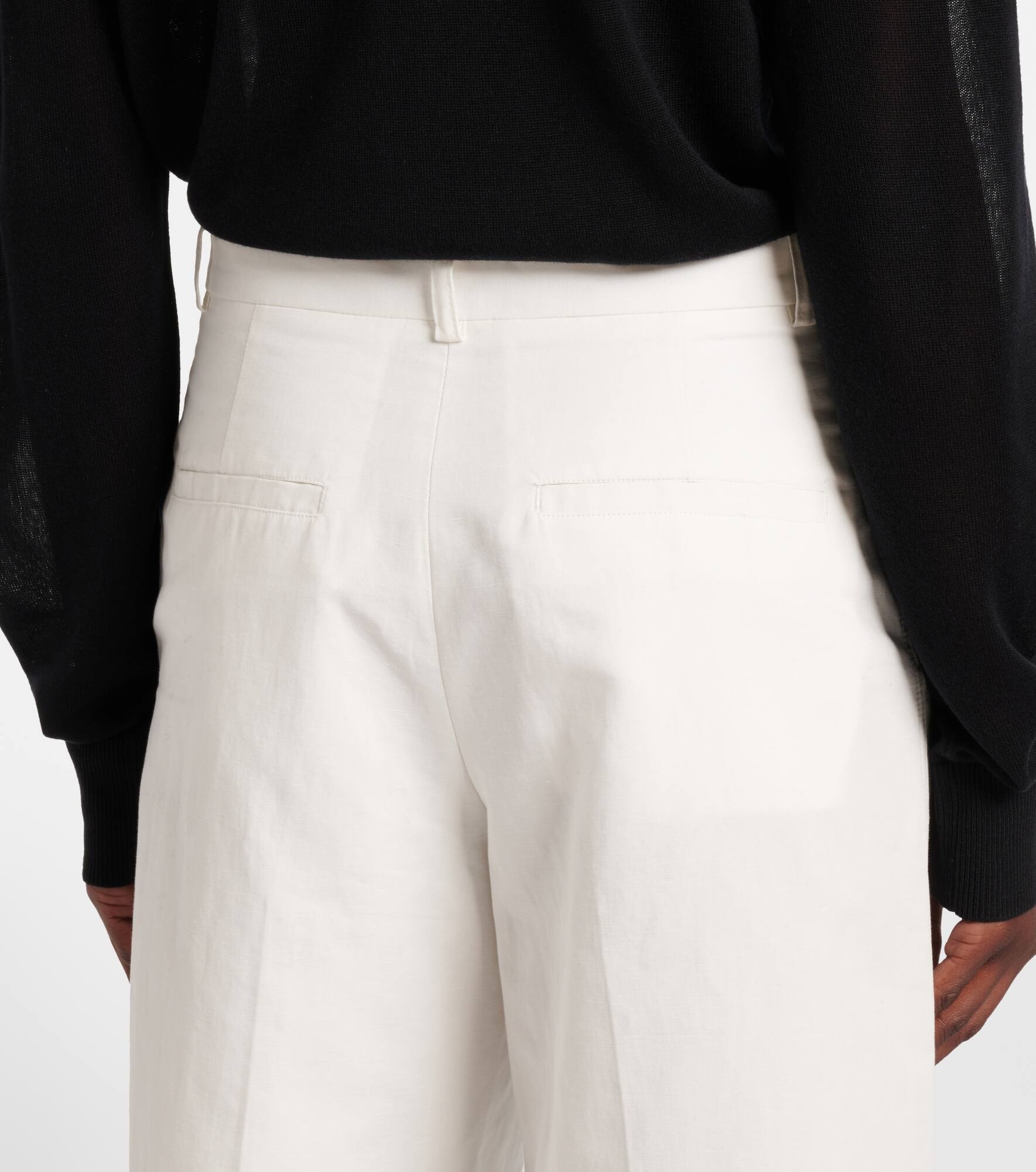 Cotton and linen Bermuda shorts - 5