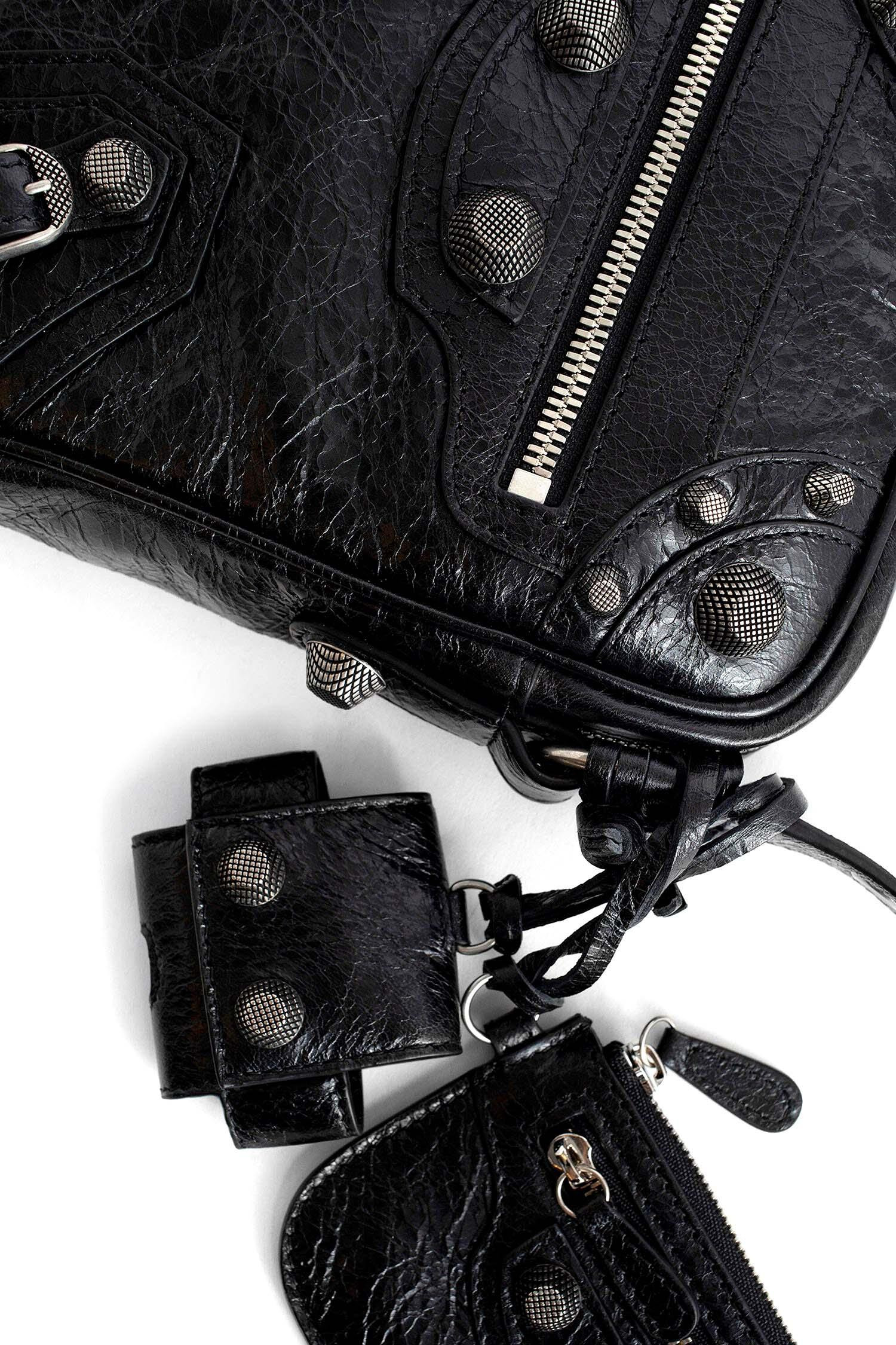 Le-Cagole-Crossbody-Bag - 4