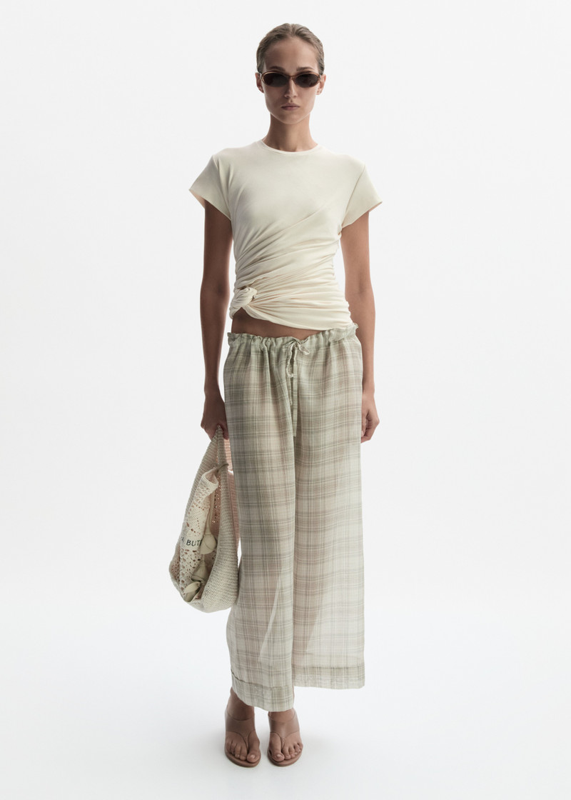 Checked drawstring culotte trousers in cream 4