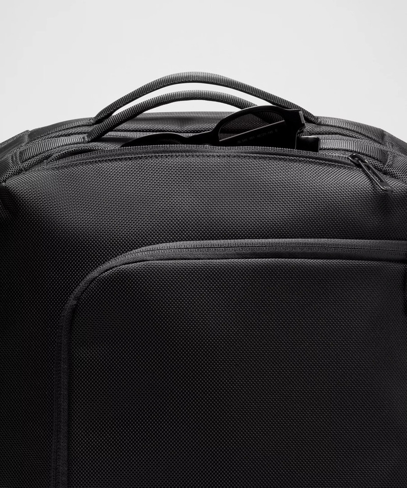 Cruiser Travel Backpack 35L 7