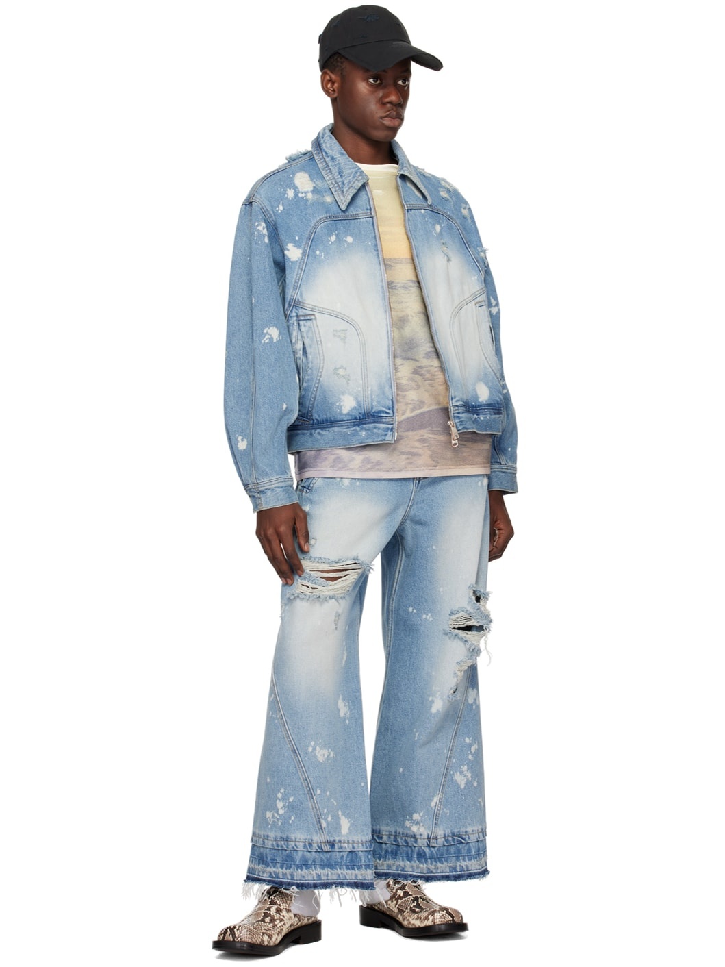 Blue Distressed Jeans - 4