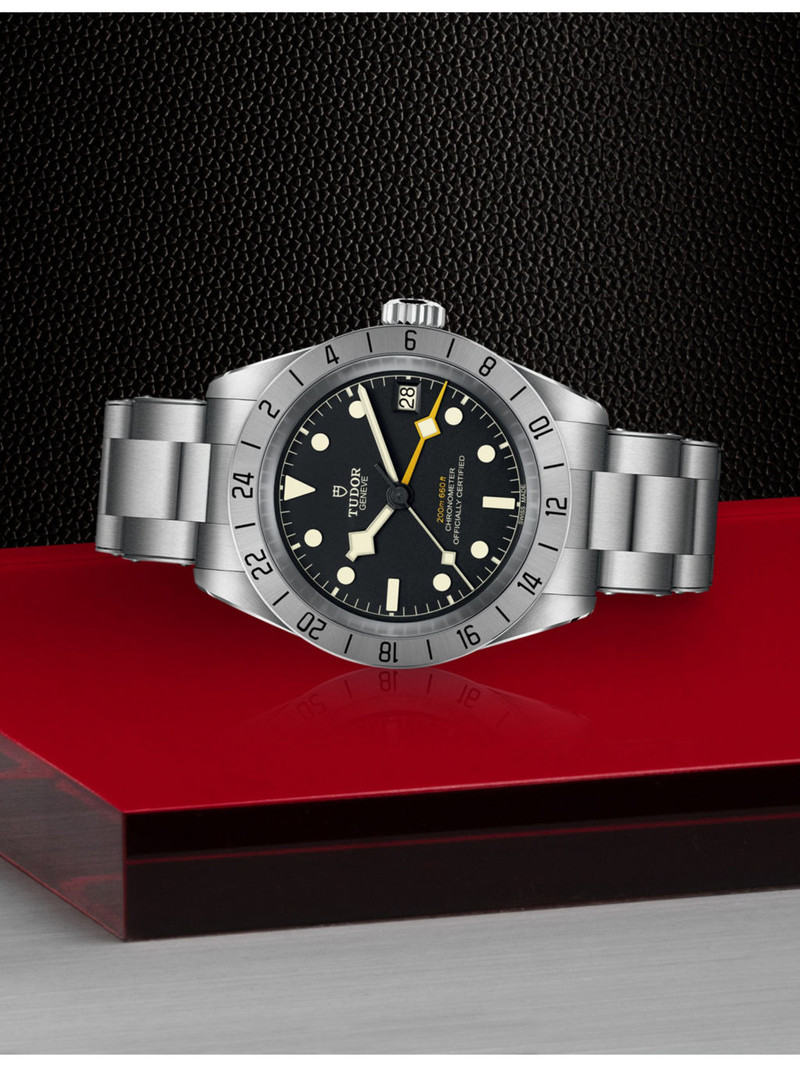M79470-0001 Black Bay Pro stainless-steel automatic watch 3