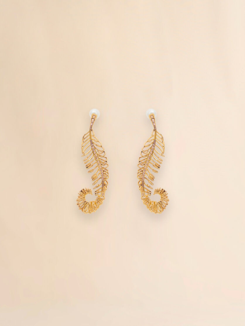 CURVED METAL FEATHER EARRINGS - 1