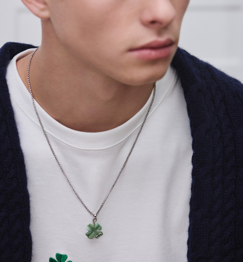 Dior Dior Trèfle Pendant Necklace outlook