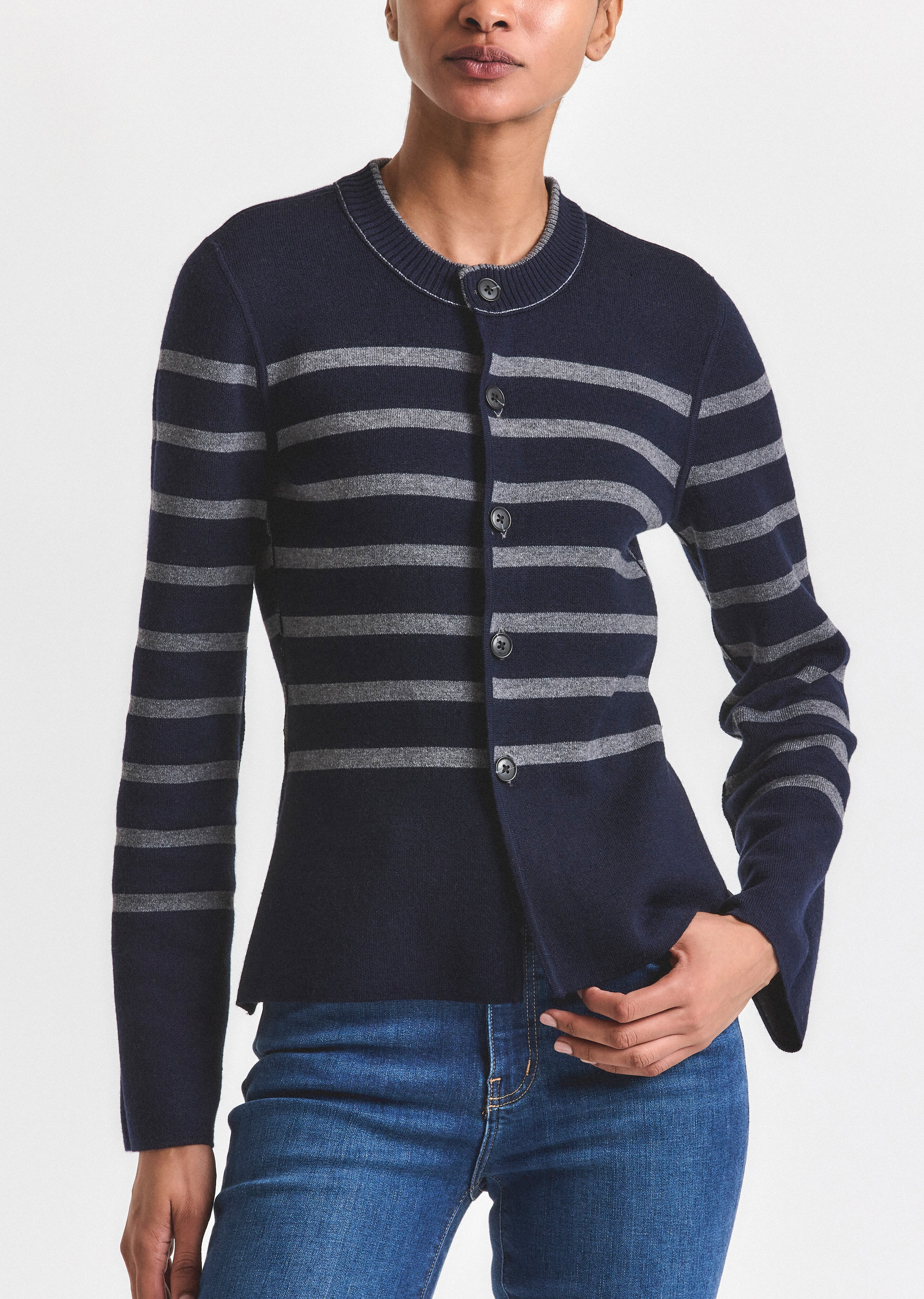 MARIANA REVERSIBLE BUTTON UP SWEATER - 3