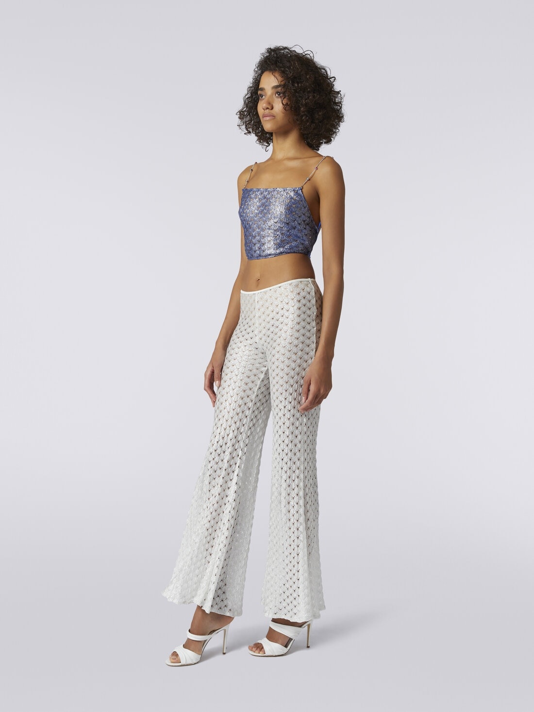 Lace-effect crop top with chain and gem straps - 3