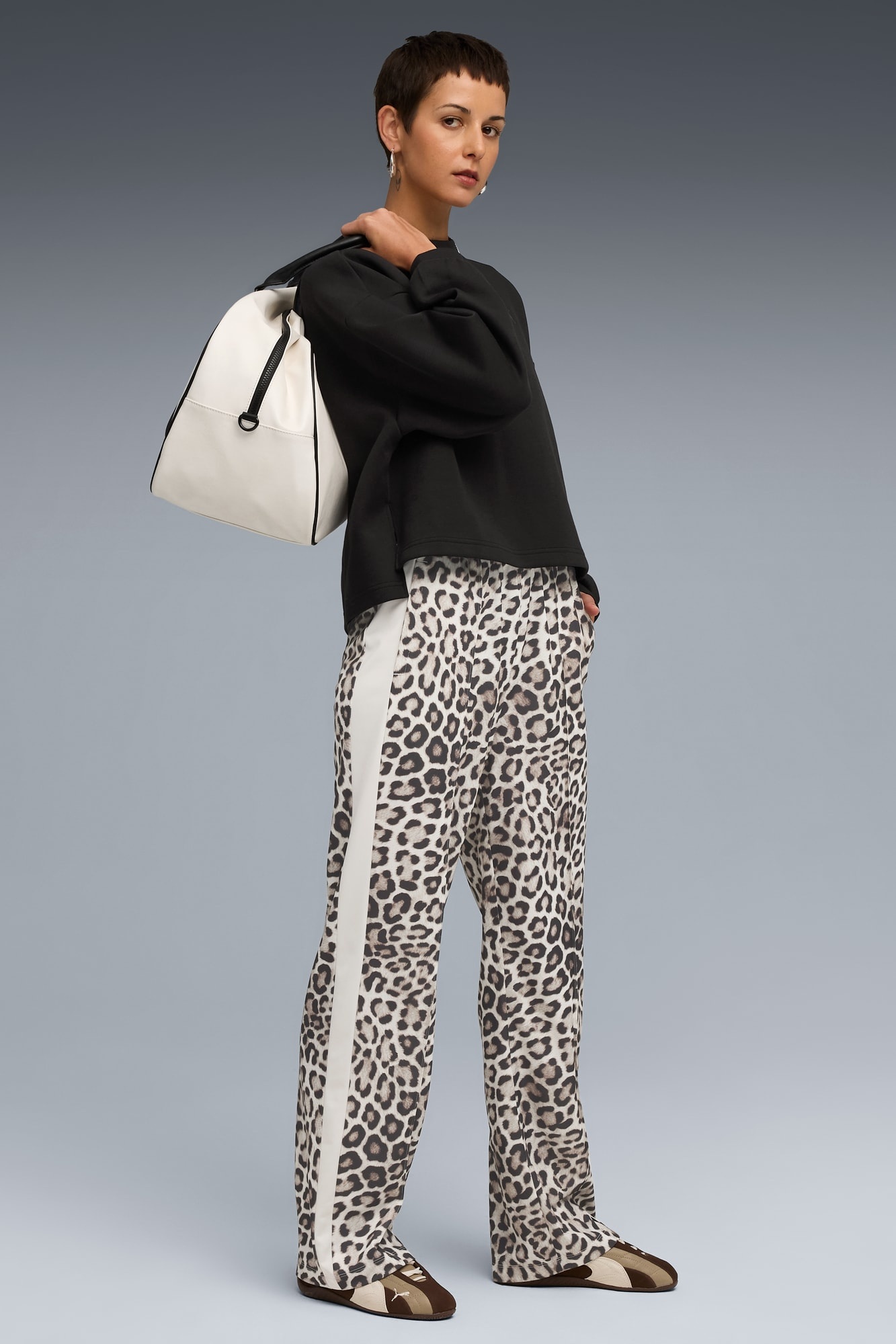 Wardrobe Essentials Oversized Crew Women - 5