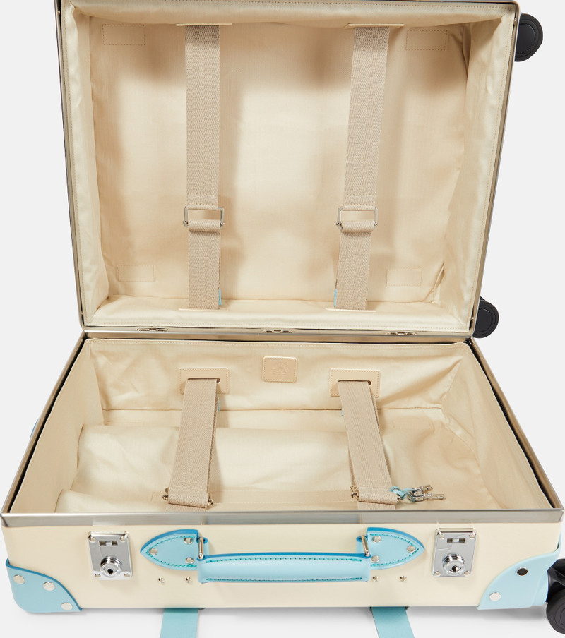 Globe-Trotter Pop Colour carry-on suitcase outlook