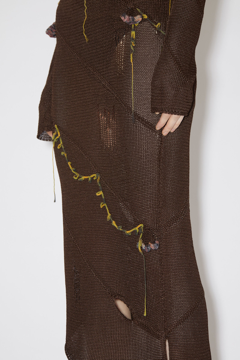 Crochet flower skirt - Chocolate brown 5