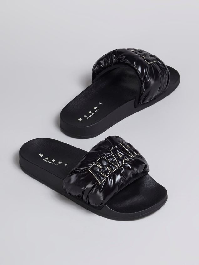 BLACK PADDED NYLON SLIDE - 5