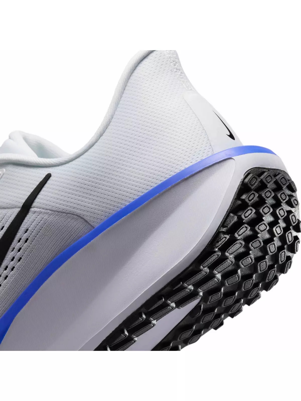 Quest 6 "White/Hyper Royal/Volt/Black" Men's Running Shoe - 8