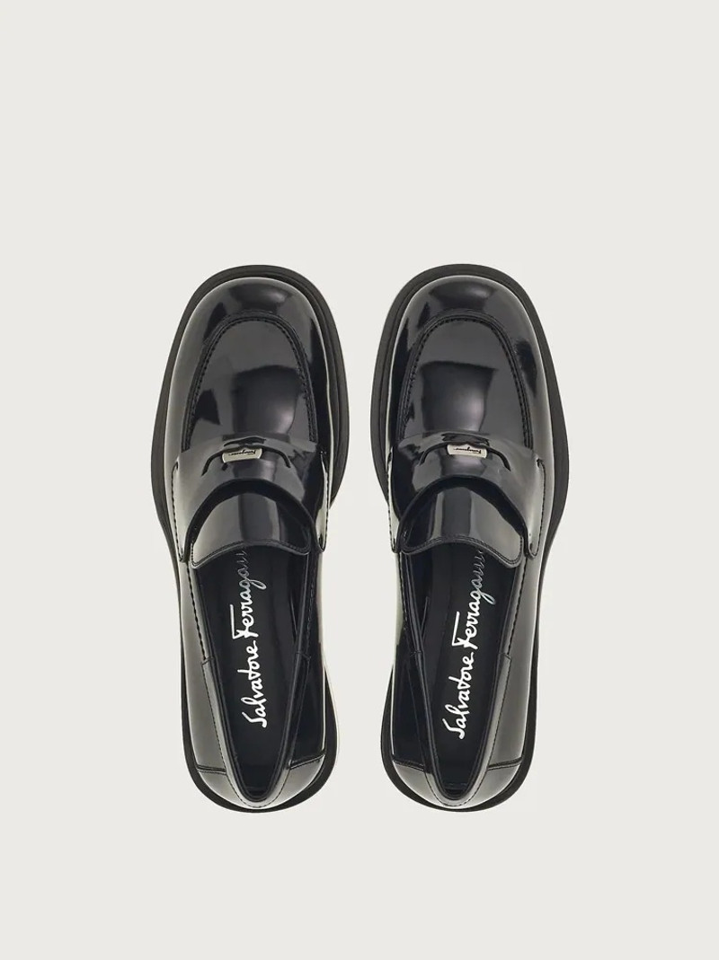 FERRAGAMO PENNY LOAFER outlook