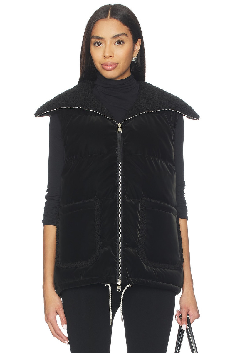 Evie Puffer Gilet 1