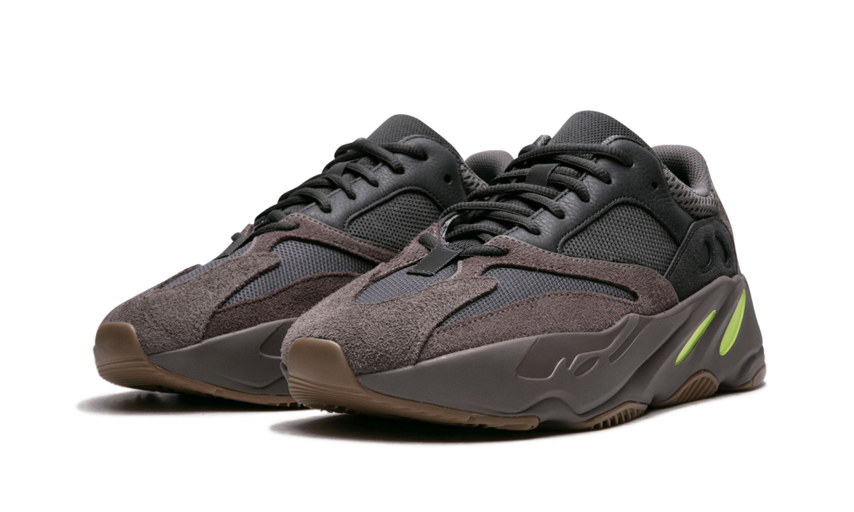 Yeezy Boost 700 - 2