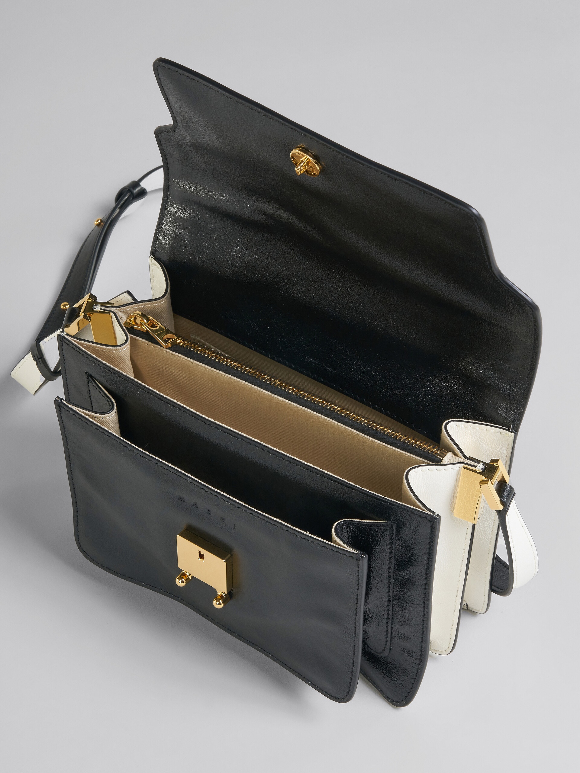 TRUNK SOFT MEDIUM BAG IN BLACK AND WHITE LEATHER - 4