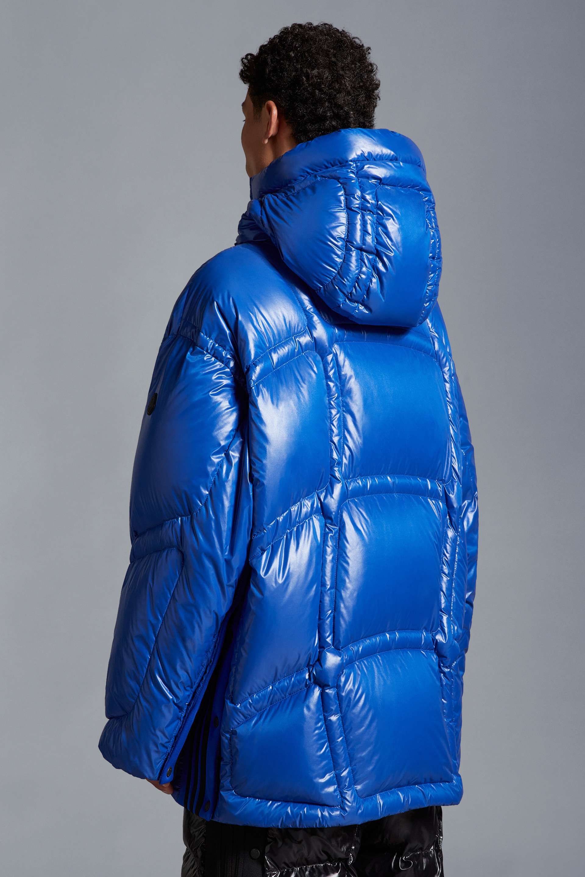 MONCLER チルドレン　110くらい　ライトブルージャケット　使用感あり Moncler Chambery Short Down Jacket | REVERSIBLE