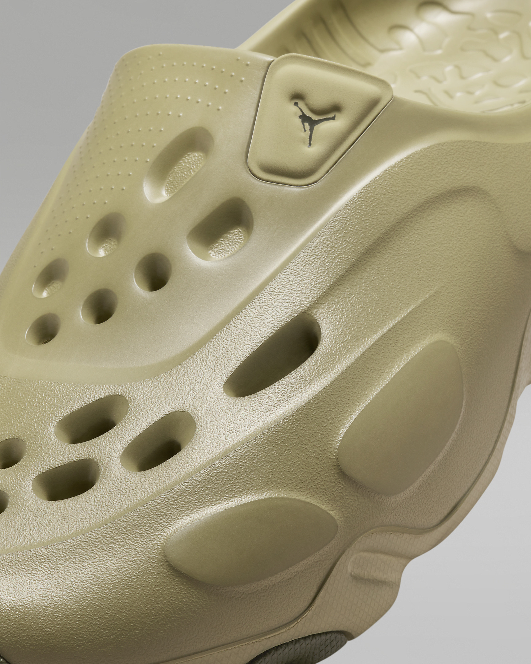 Jordan Roam Slides - 6