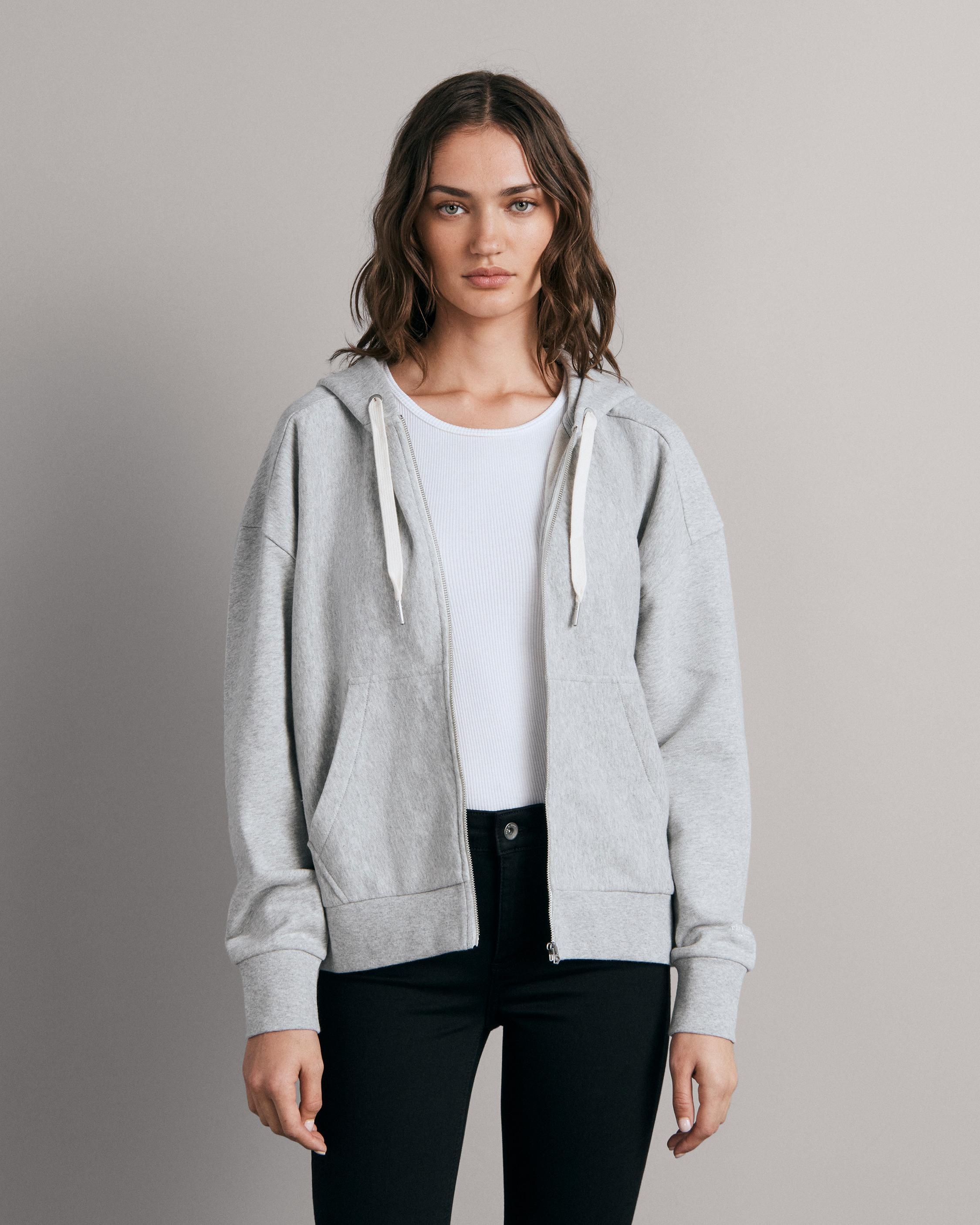 Icon Cotton Zip Hoodie
Classic Fit Sweatshirt - 1