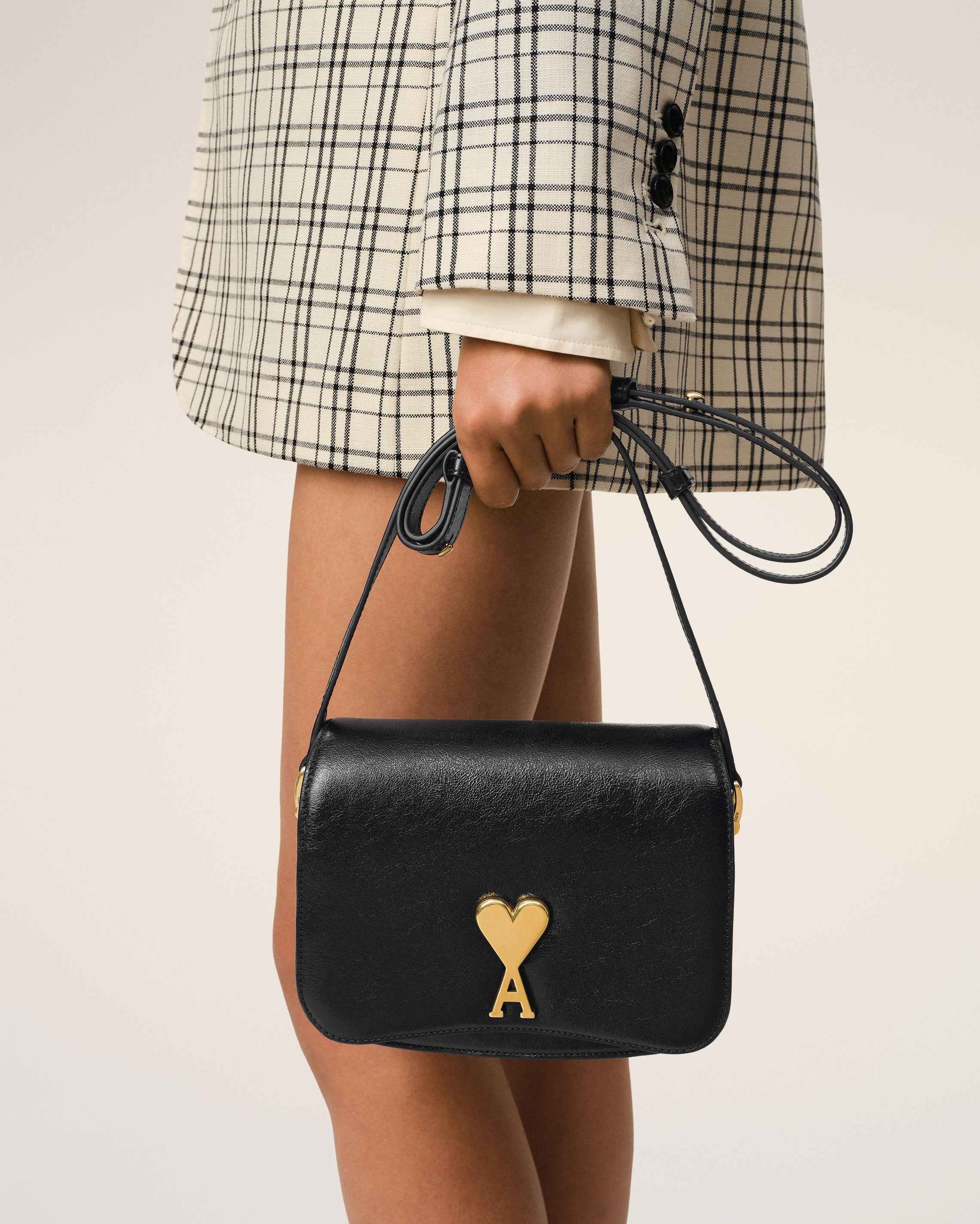 【関税込み】Adc Crossbody - AMI Paris - Leather - Black AMI Paris Paris Paris Shoulder Bag | Black | FARFETCH