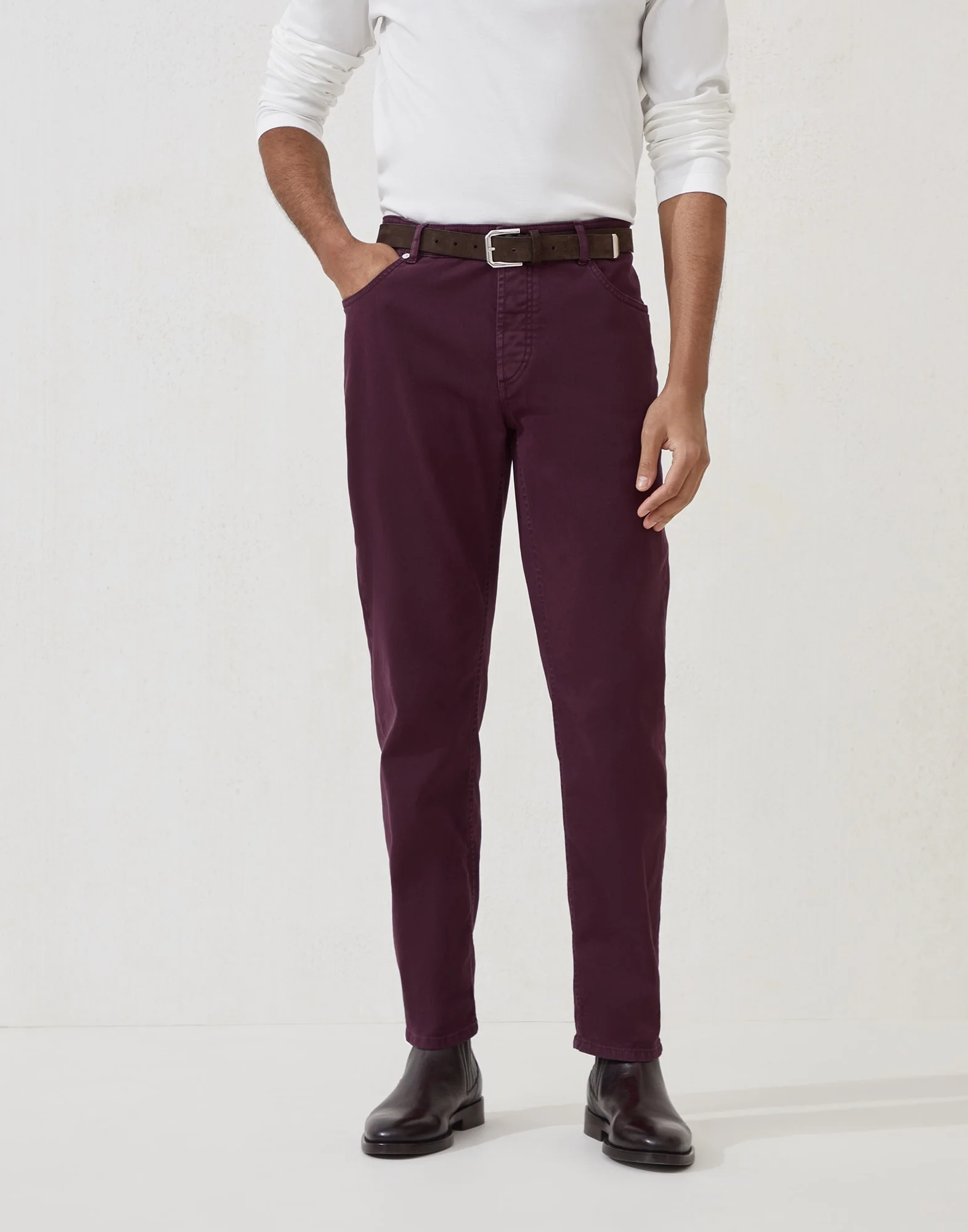 Garment-dyed traditional fit five-pocket trousers in comfort cotton lightweight denim - 1