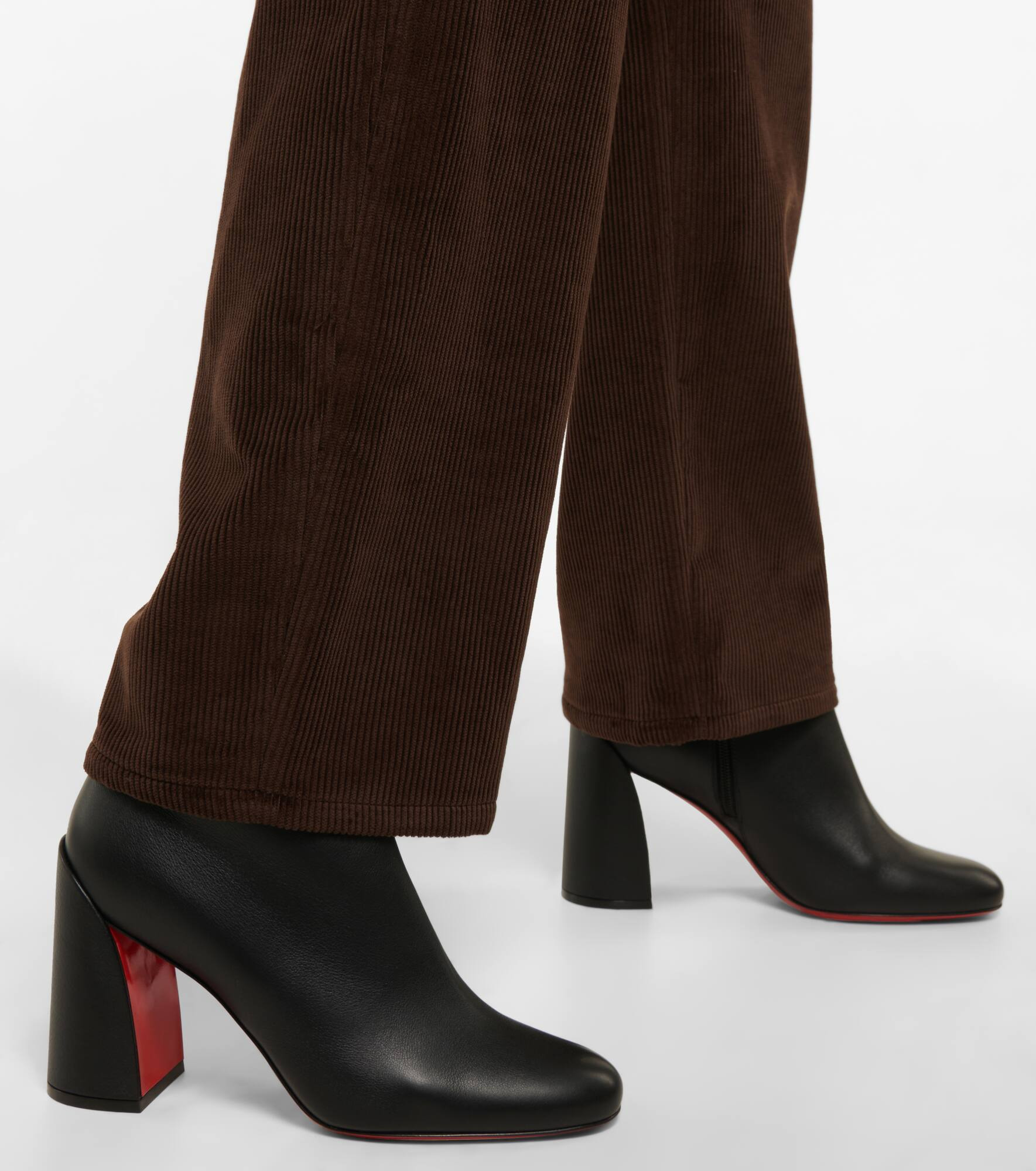 Leather ankle boots - 4