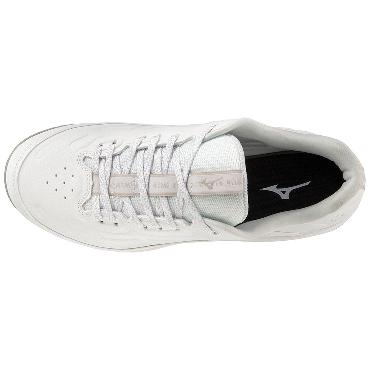Mizuno Ambition 3 FP Low All Surface Women's Turf Shoe - 4