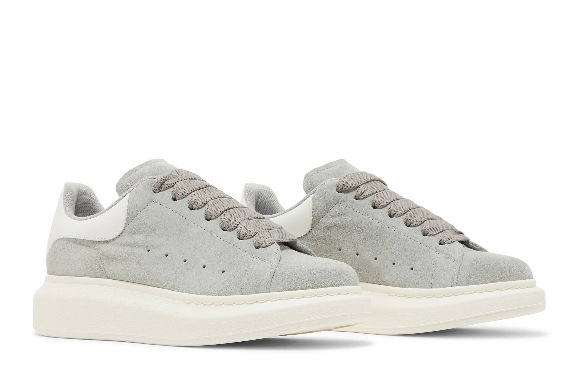 Alexander McQueen Wmns Oversized Sneaker 'Dove Grey' - 8