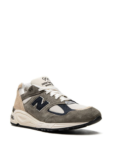 New Balance Made in USA 990v2 sneakers outlook