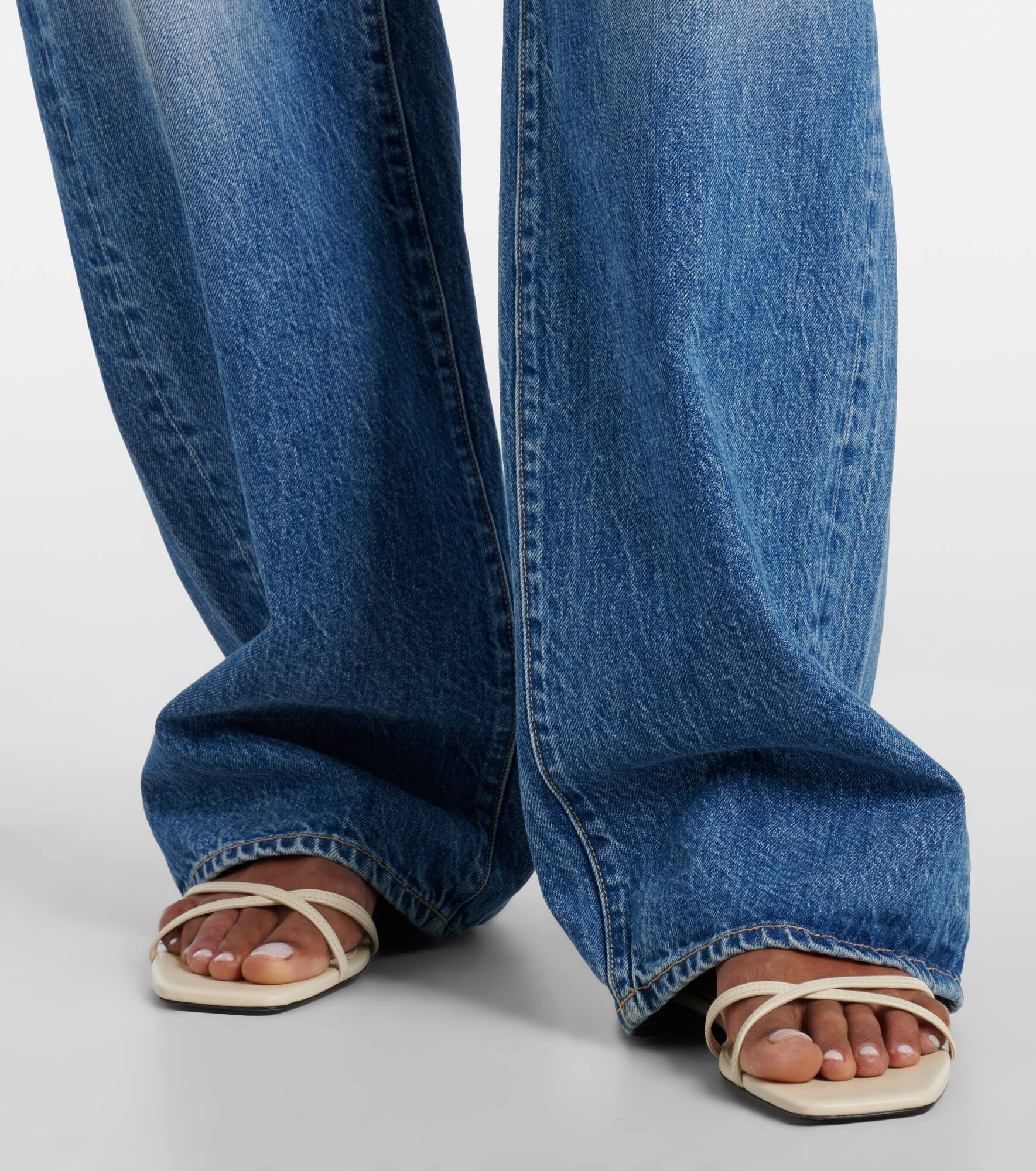 Cassie high-rise barrel-leg jeans - 5